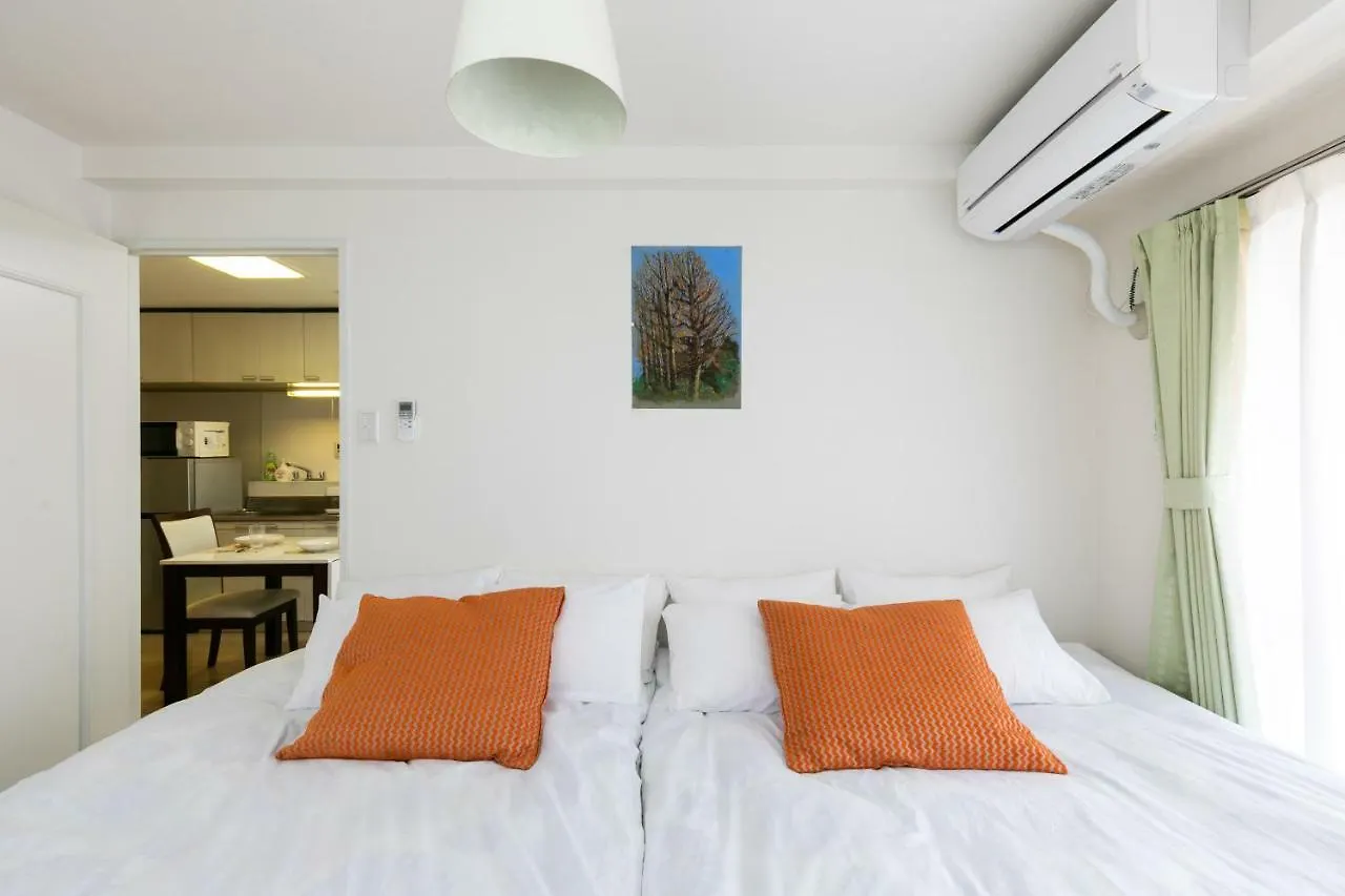 Shinkoiwa Colorbee Hostel 4 Tokyo Apartment